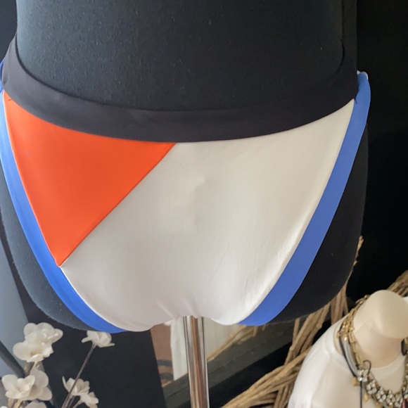 3 piece bikini - Picture 5 of 10